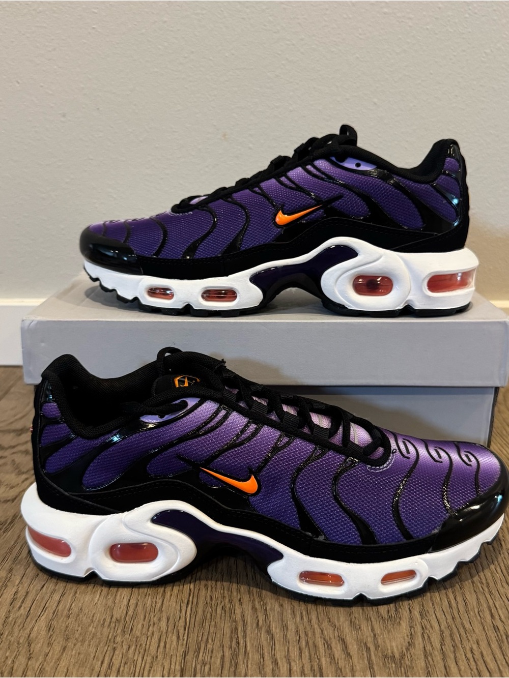 Nike Air Max Plus Purple Orange NEW